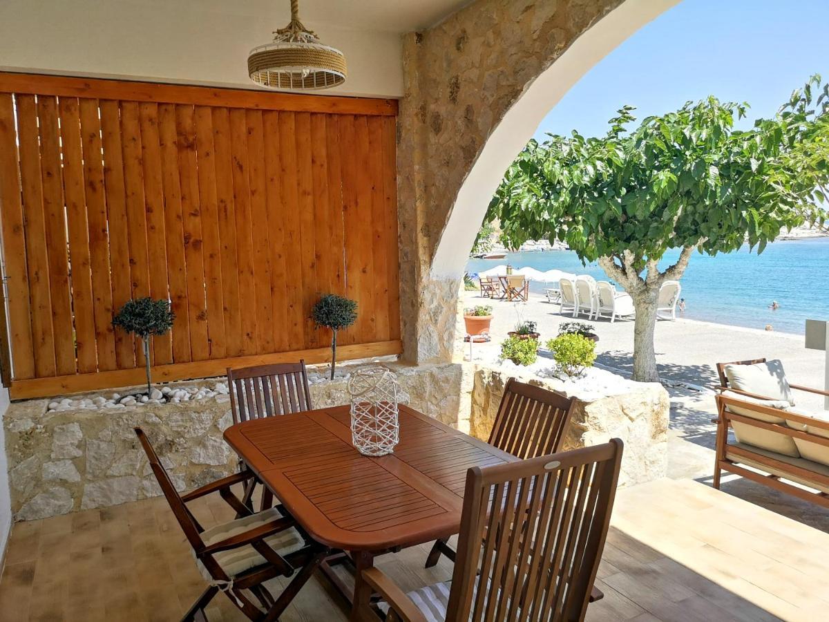 Relax Seaside House By Living In Blue Villa ฮารากิ ภายนอก รูปภาพ