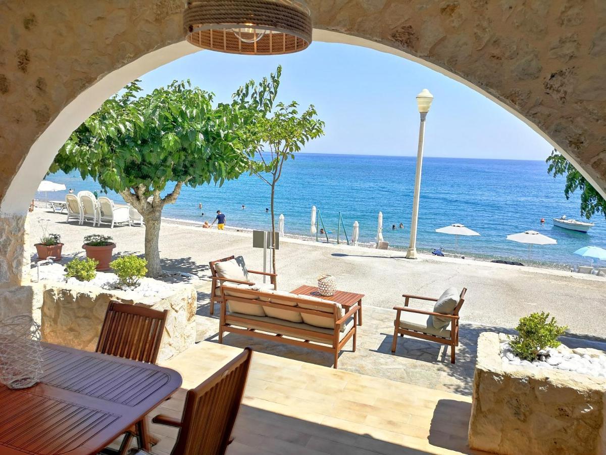 Relax Seaside House By Living In Blue Villa ฮารากิ ภายนอก รูปภาพ