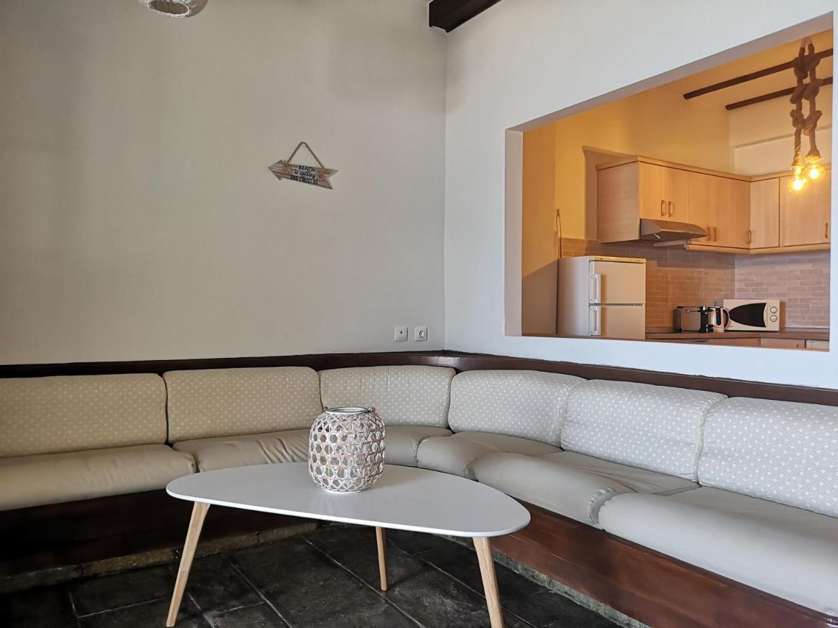 Relax Seaside House By Living In Blue Villa ฮารากิ ภายนอก รูปภาพ